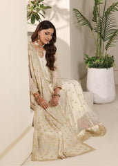 Noor Off White