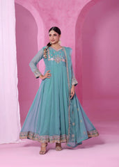 Zeenat Aqua