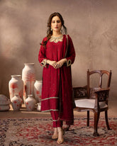 Deeya Maroon
