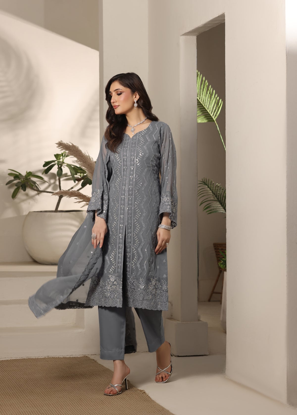 Gulnaar Grey