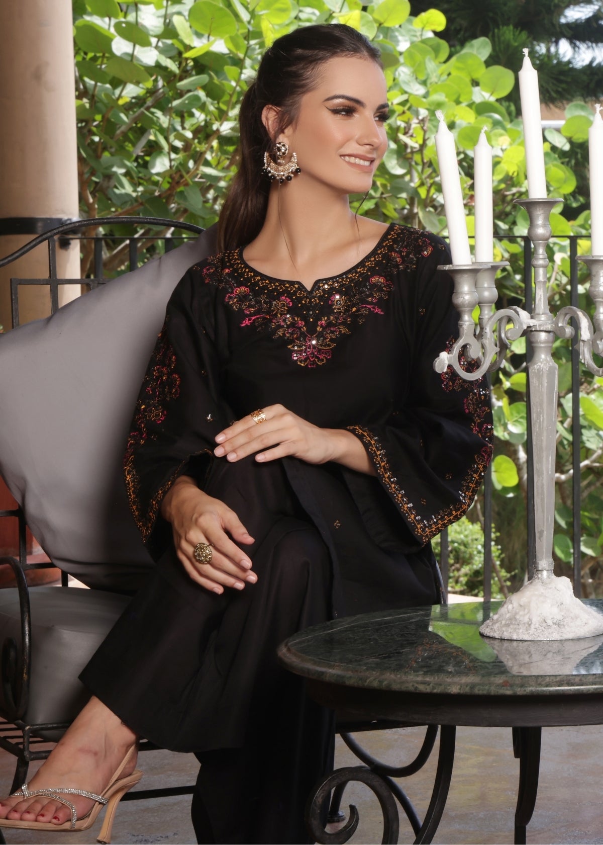 Ainaal Black 2 Pieces