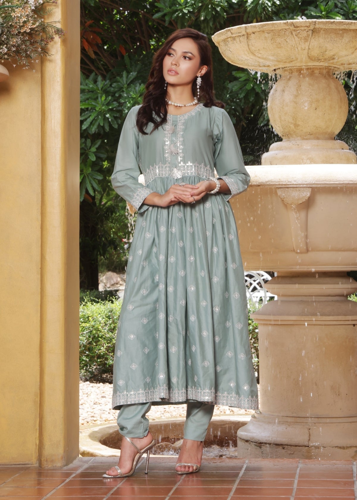 Reem Gray 2 Pieces
