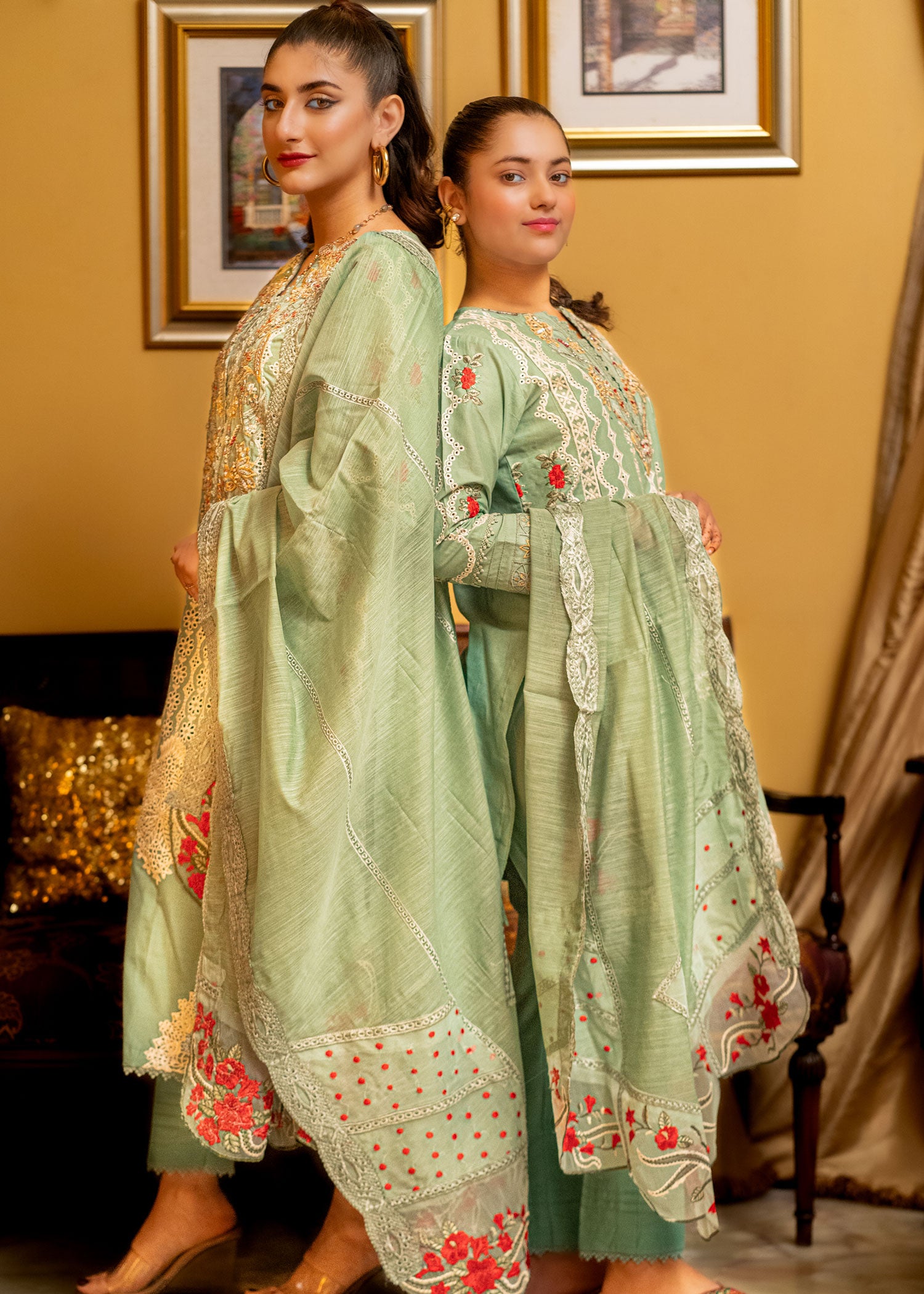 Manzar Mint Green