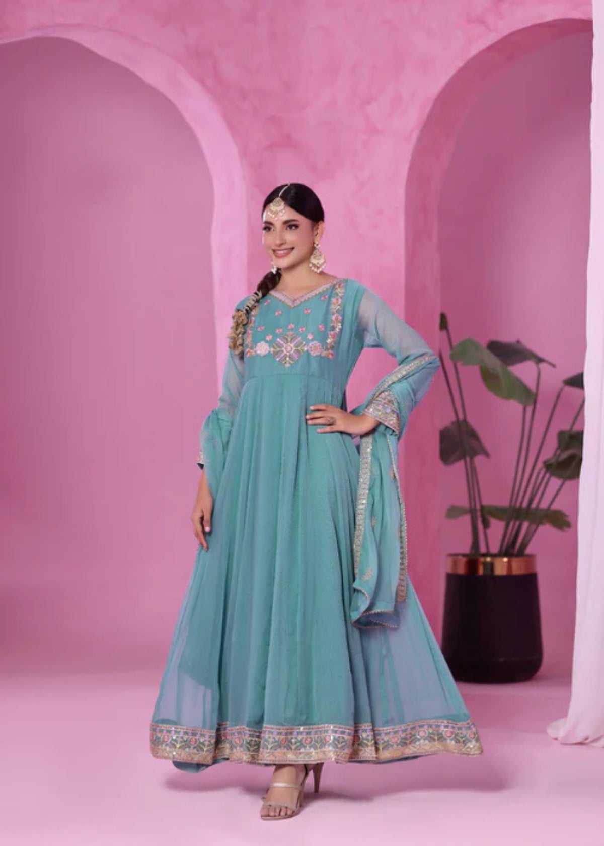 Zeenat Aqua