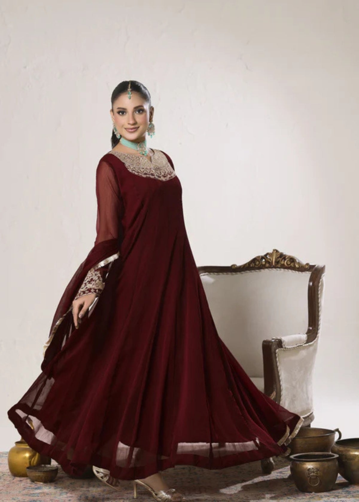 Nelofar Maroon