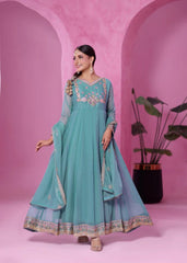 Zeenat Aqua