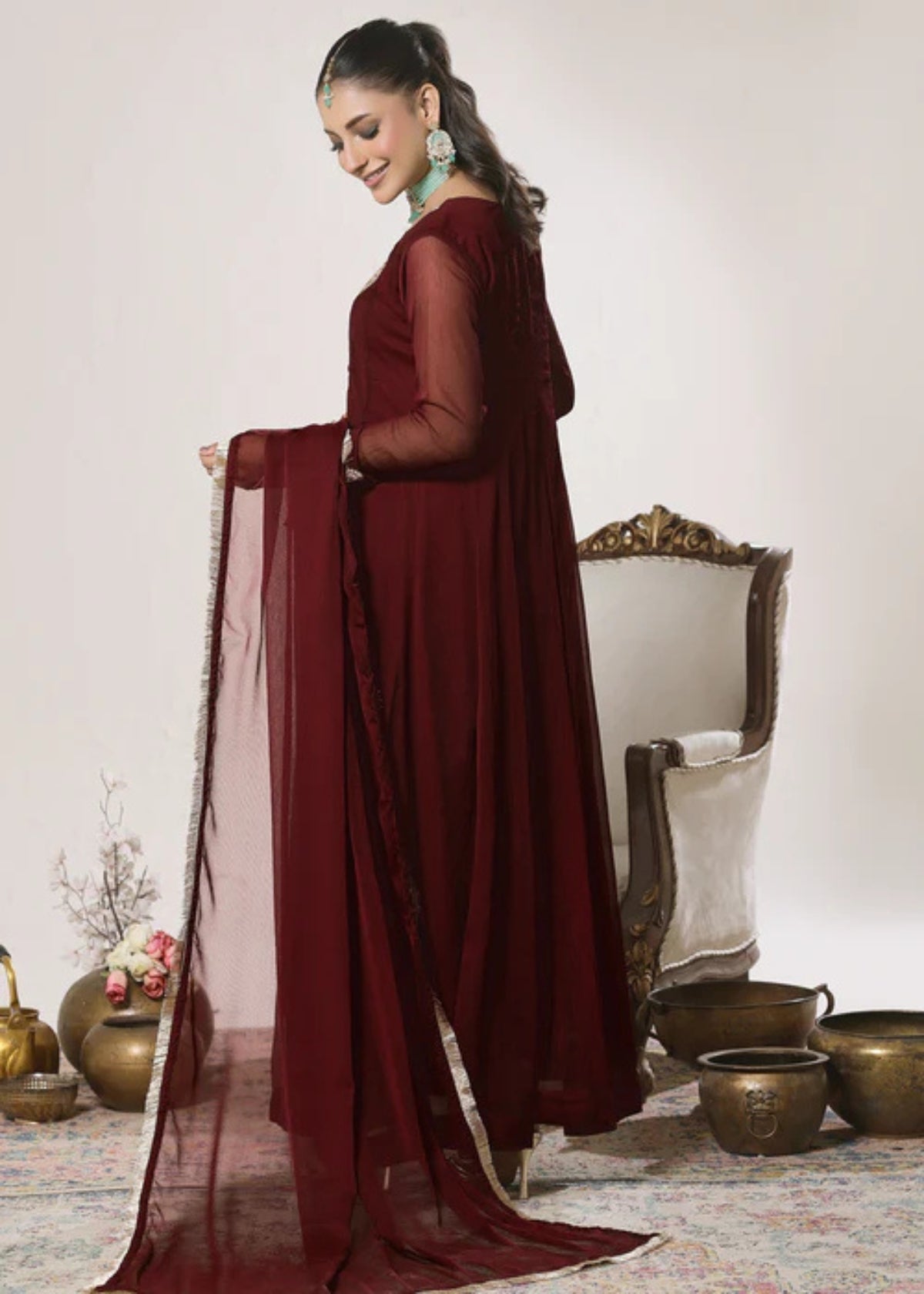 Nelofar Maroon