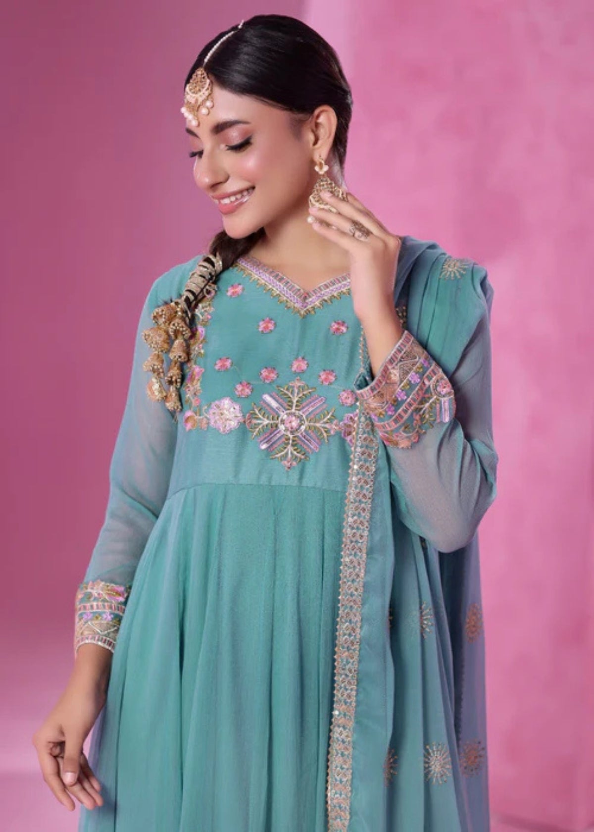 Zeenat Aqua