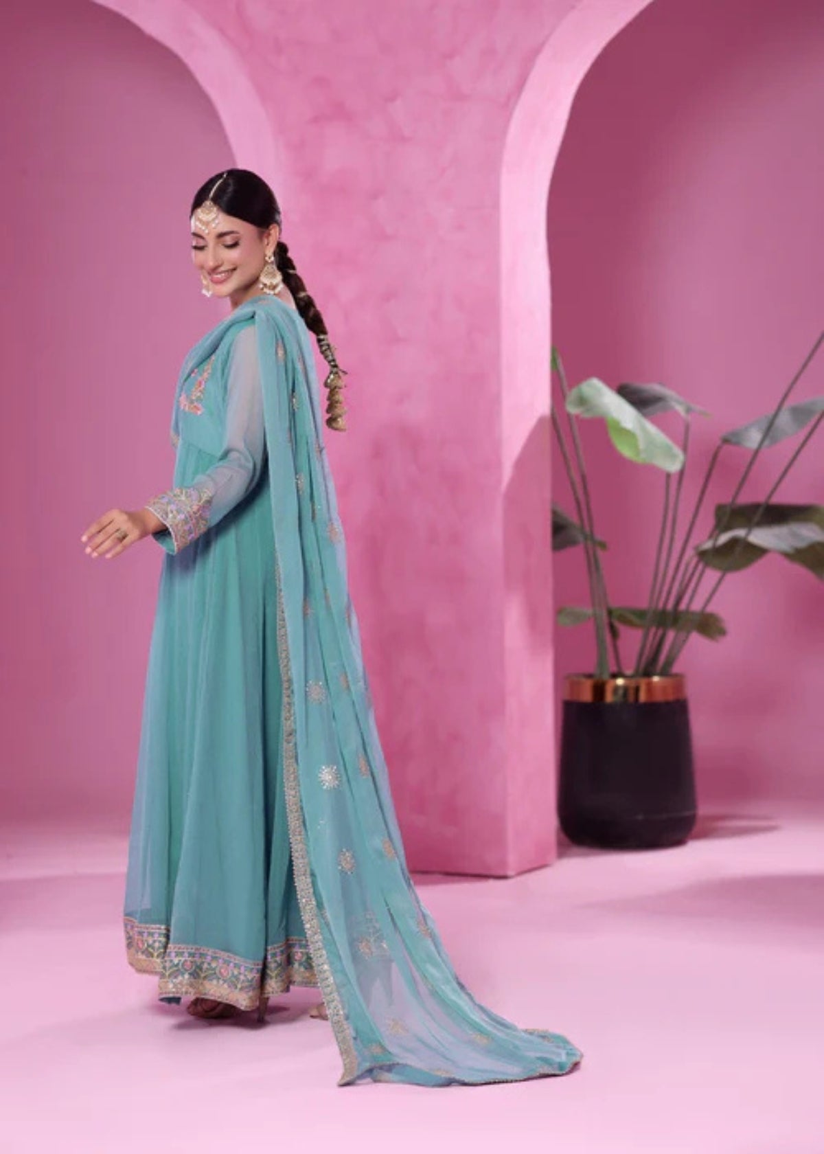 Zeenat Aqua