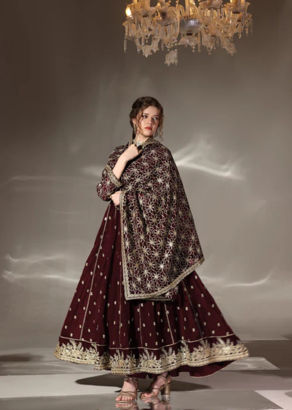 Noor Maroon