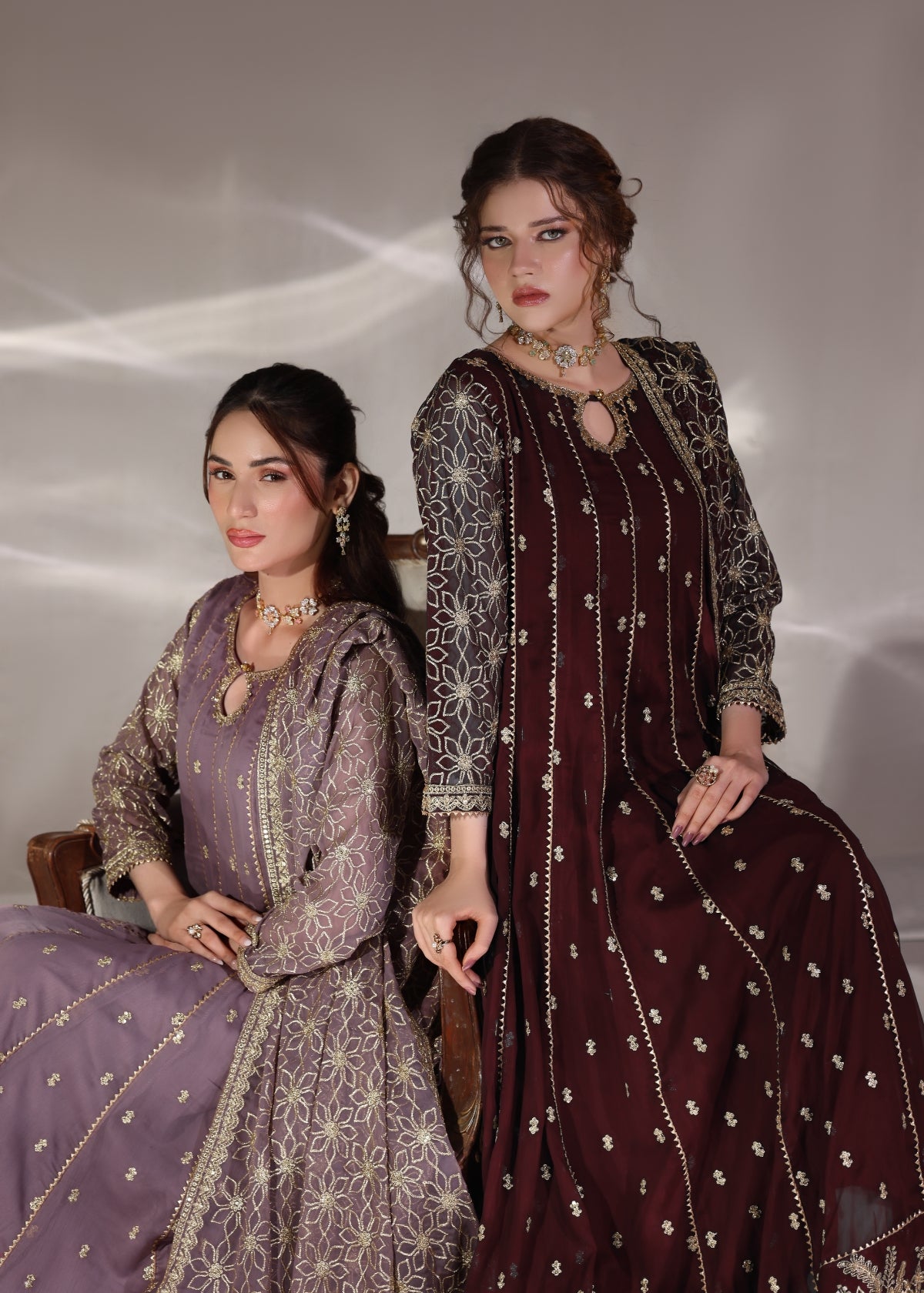 Noor Maroon