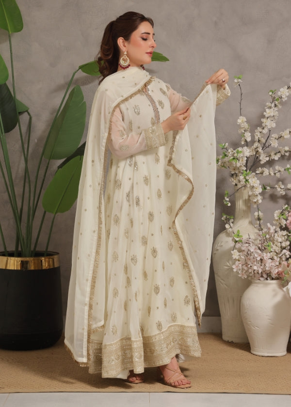 Raunaq - Off-white